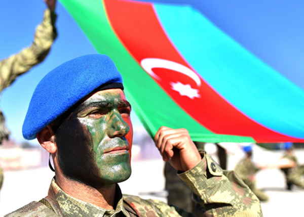 "Hərbçilərin kirayə pulu artırılmalıdır" - Deputat