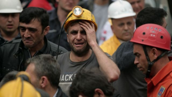 Türkiyədə mədən çökdü - Ölənlər var