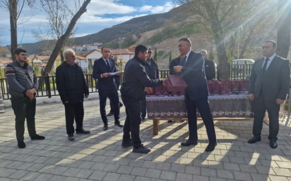 Zabuxda məskunlaşan daha 25 ailəyə evlərinin açarları təqim olunub - FOTO