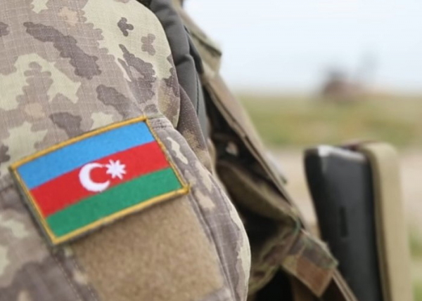 Hərbçilərin pensiyaya çıxmaq yaşı artırılır