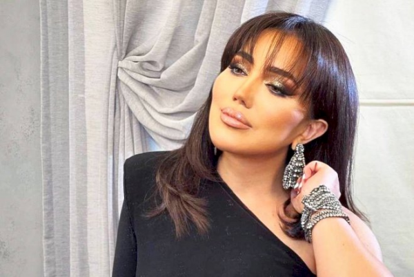 Lalə sinə dekolteli libası ilə GÜNDƏMDƏ – FOTO