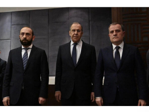 Moskva-İrəvan gərginliyi: Rusiya Azərbaycan və Ermənistanın baş diplomatlarını görüşdürə biləcəkmi? - TƏHLİL