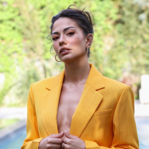 Demet Özdemir etiraf etdi: Maddi cəhətdən...