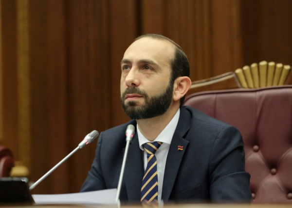 Mirzoyan Azərbaycan tərəfindən qəbul edilən sülh prinsiplərini AÇIQLADI