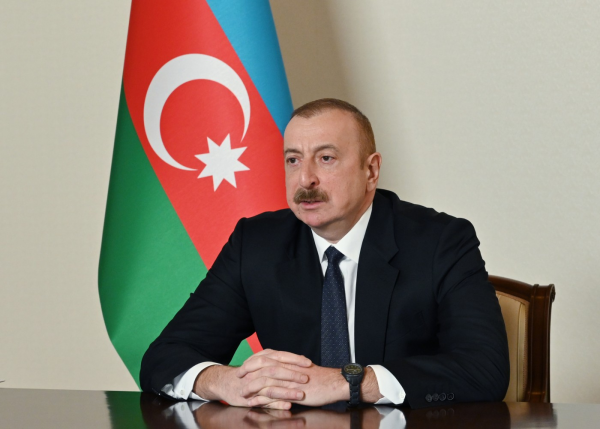 İlham Əliyev Rumıniya Prezidentini təbrik etdi