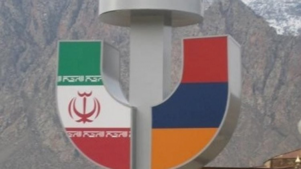 Ermənistan və İran Araz üzərində körpü tikir