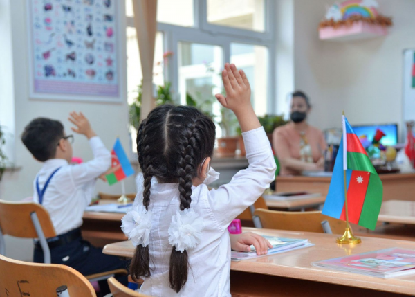 Bu məktəbdə qanunsuzluq aşkarlandı, cinayət işi başlandı