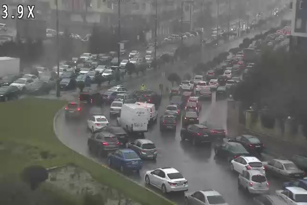 Tbilisi prospektində qəza olub, sıxlıq yaranıb - FOTO