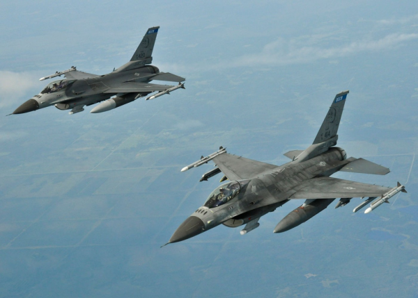 F-16-ların Ukraynaya verilməsi üçün hazırlıqlara başlanıldı