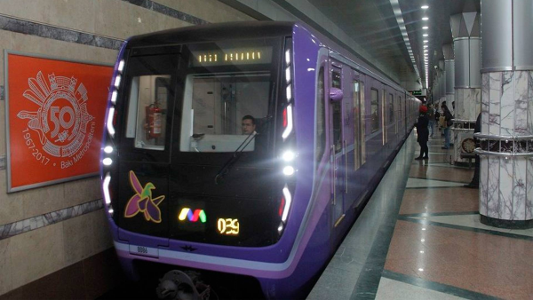 Dekabrın 31-i metro 1 saat artıq işləyəcək