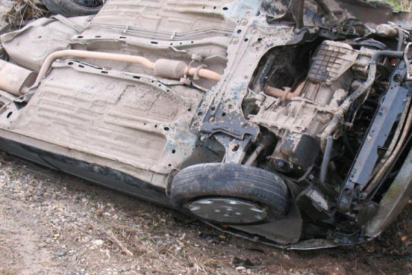 Göygöldə "UAZ" aşdı, sürücü öldü