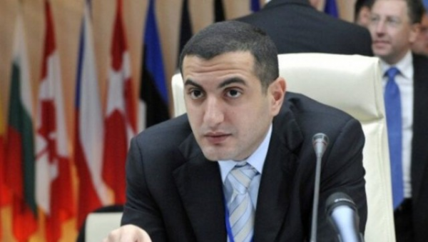 Gürcüstanın keçmiş müdafiə nazirinin qohumu Ermənistanda saxlanılıb