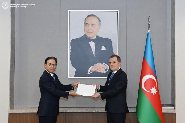 Ceyhun Bayramov Yaponiyanın yeni səfirini qəbul edib