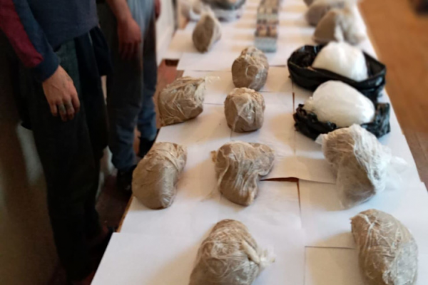 Yeni ilin ilk günü 7 kilodan çox narkotik satışdan çıxarıldı