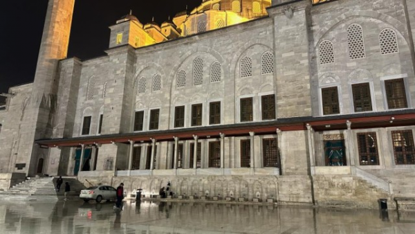 Türkiyədə məscidə hücum edildi: İmam yaralandı