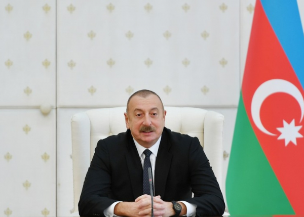 Prezidentlərin geniş tərkibdə görüşü keçirilib