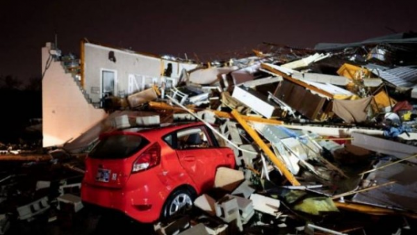 ABŞ-də dağıdıcı tornado - Ölənlər var