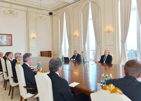 Prezident Alman İqtisadiyyatının Şərq Komitəsinin sədrini qəbul etdi - FOTOLAR