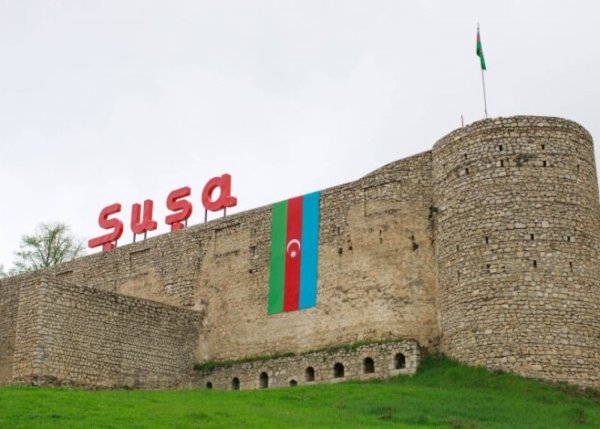 Şuşada yeni yaşayış binaları