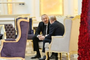 İlham Əliyevlə Putinin görüşü keçirildi